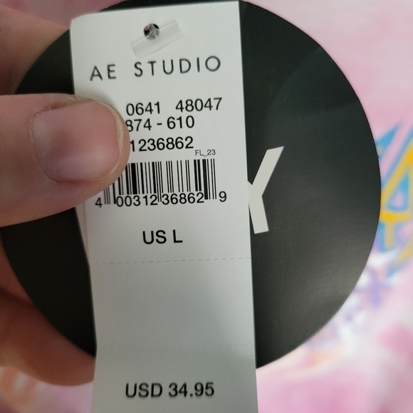 Day NWT Pink Tie Dye Def Leppard crop top Love Bites Size Large - Picture 3 of 5